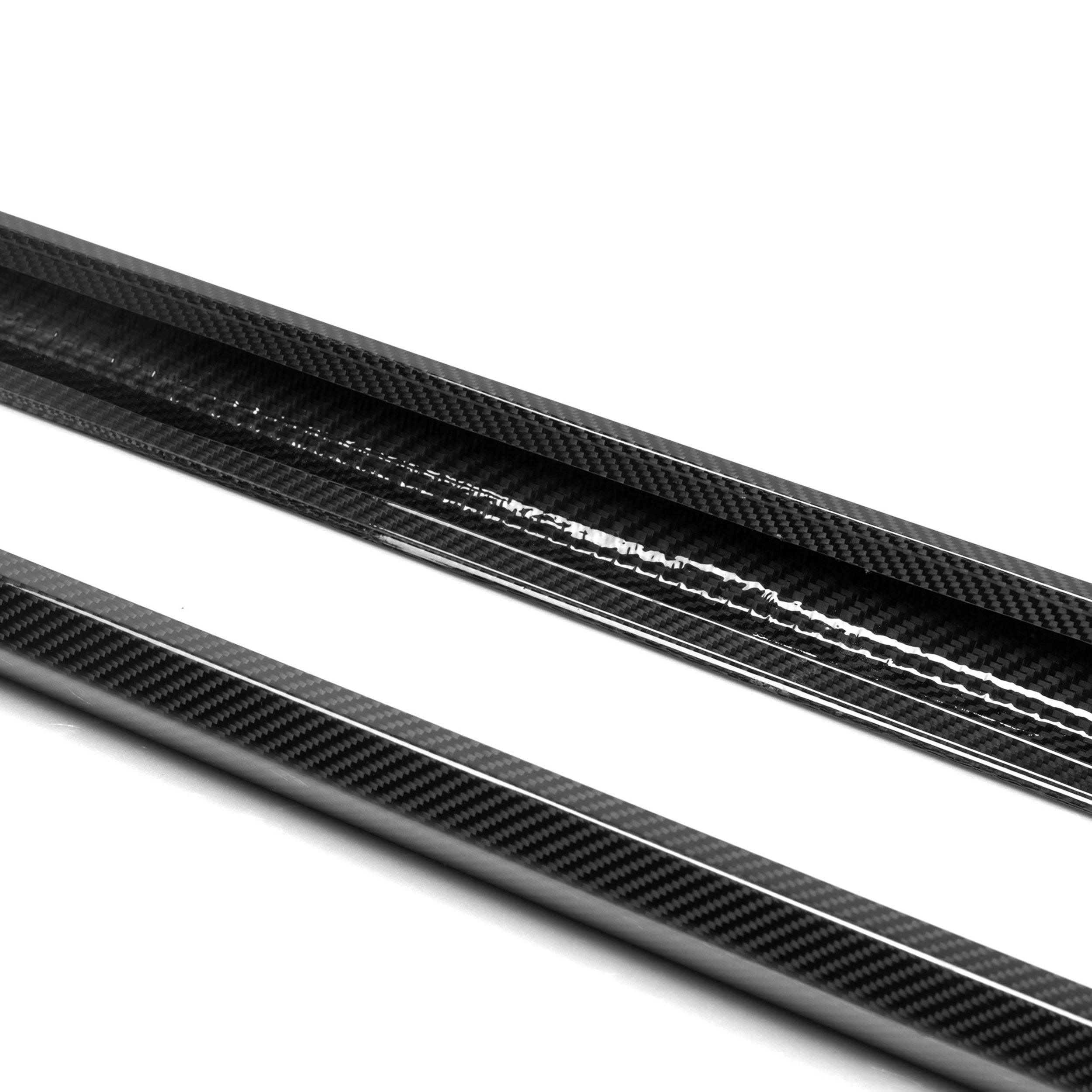 BMW M5 G90 G99 Prepreg-carbon MP-Stil Seitenschweller von OPTIC (2024+)