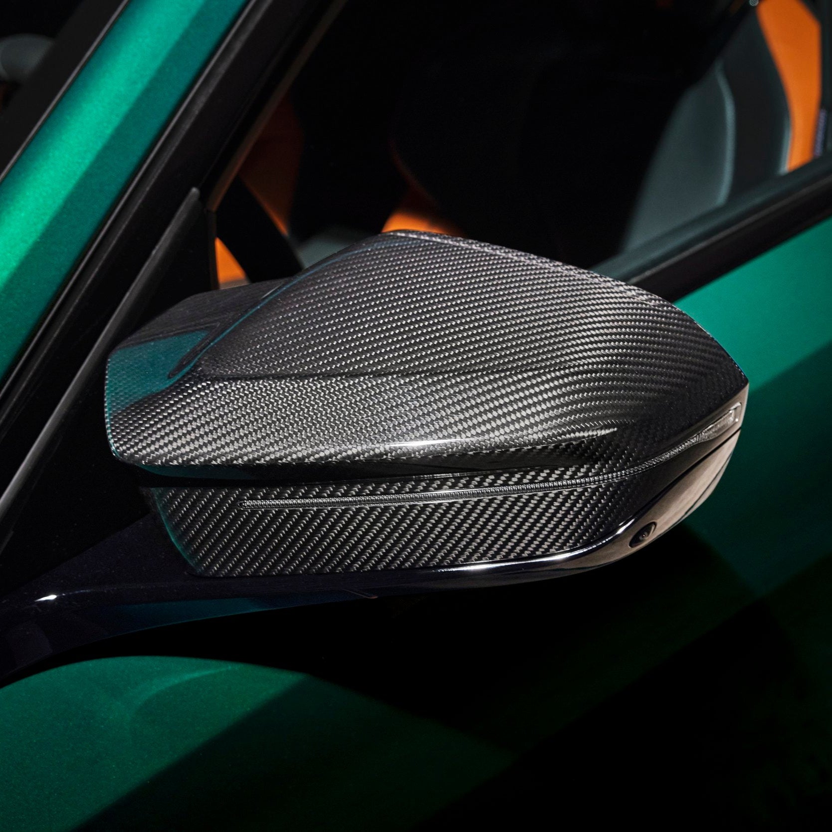 BMW 5er G60 G61 und M5 G90 G99 M-Stil Prepreg-Spiegelkappen aus Carbon von OPTIC (2024+)
