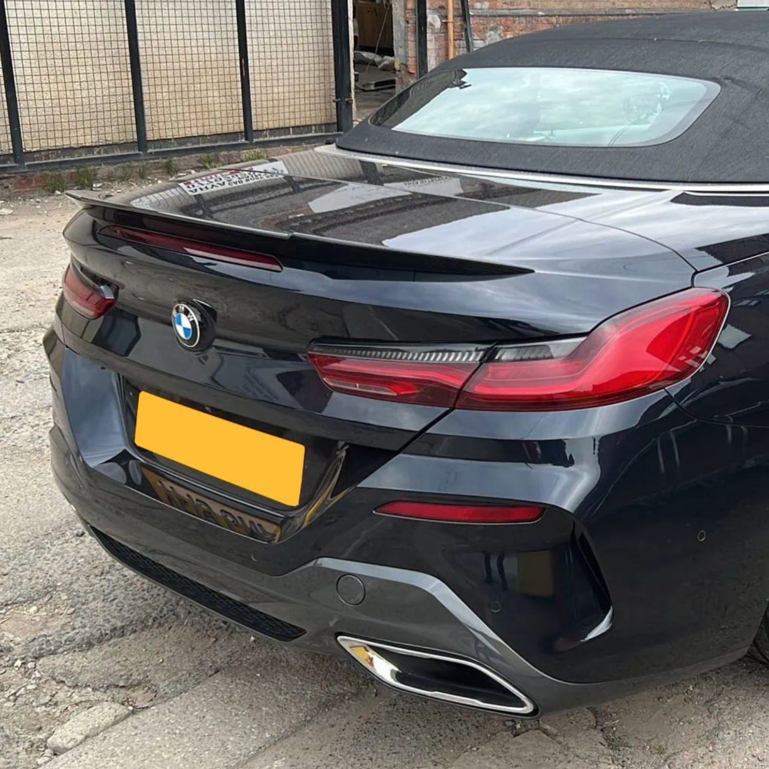 BMW 8er G14 / M8 F91 Cabrio Prepreg-carbon V Stil Heckspoiler von OPTIC (2018+)