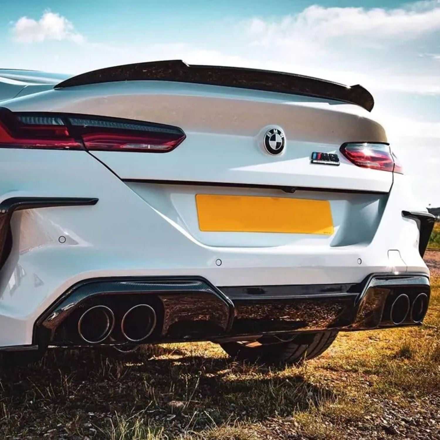 BMW 8er G15 / G16 / M8 F92 / F93 Prepreg-carbon V Style Heckspoiler von OPTIC (2018+)