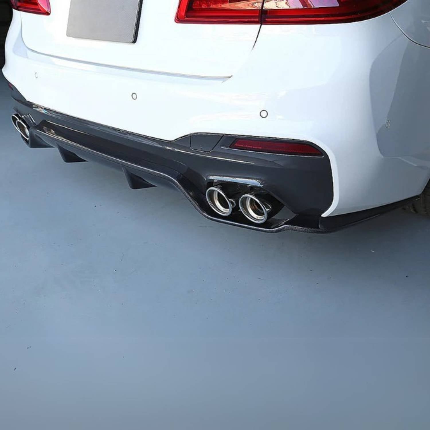 BMW 5er G30 G31 M-Sport Schwarz Glänzend 3D Style Diffusor (2017-2020)