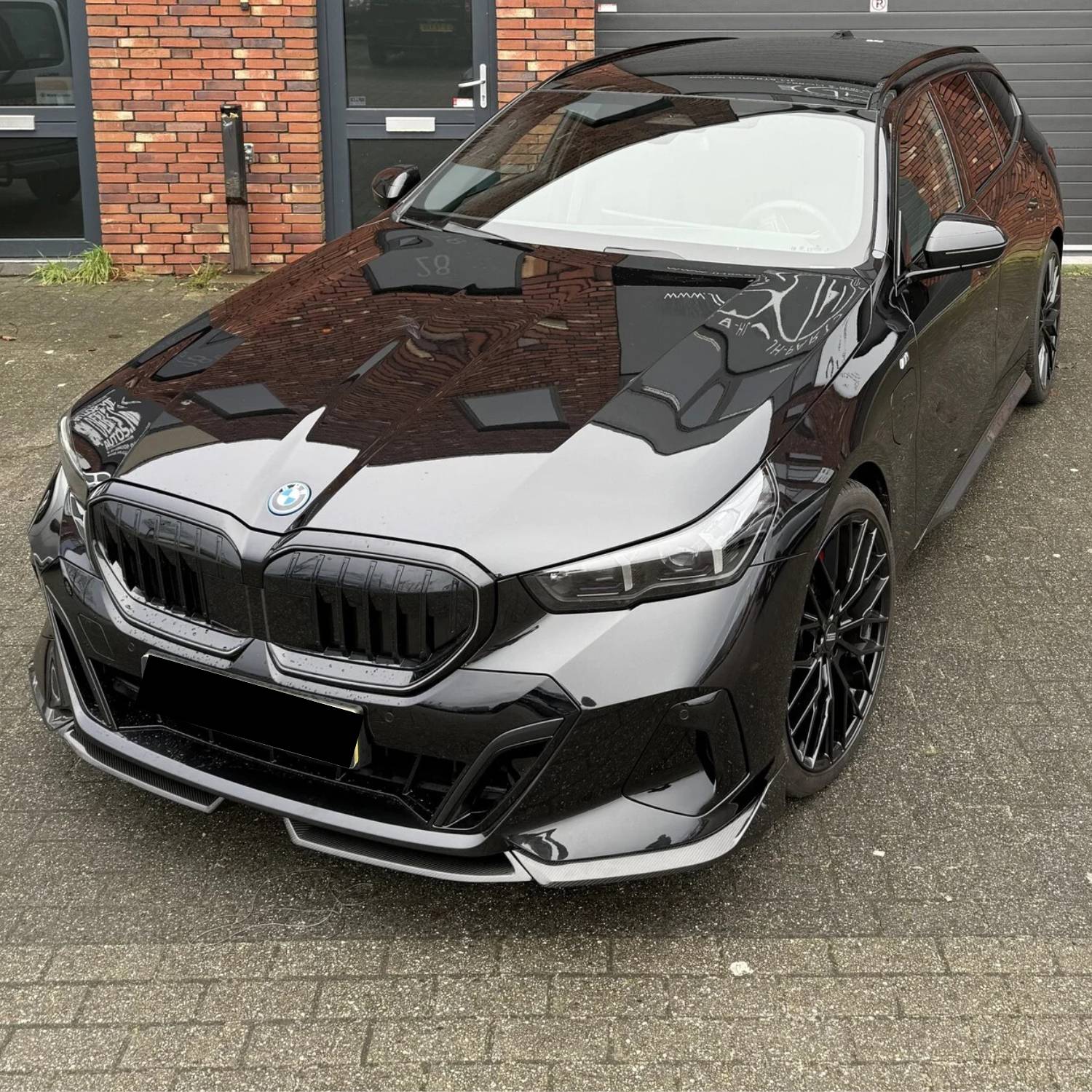 BMW 5er G60 G61 Prepreg-carbon Mp Style Frontlippe von OPTIC (2024+)