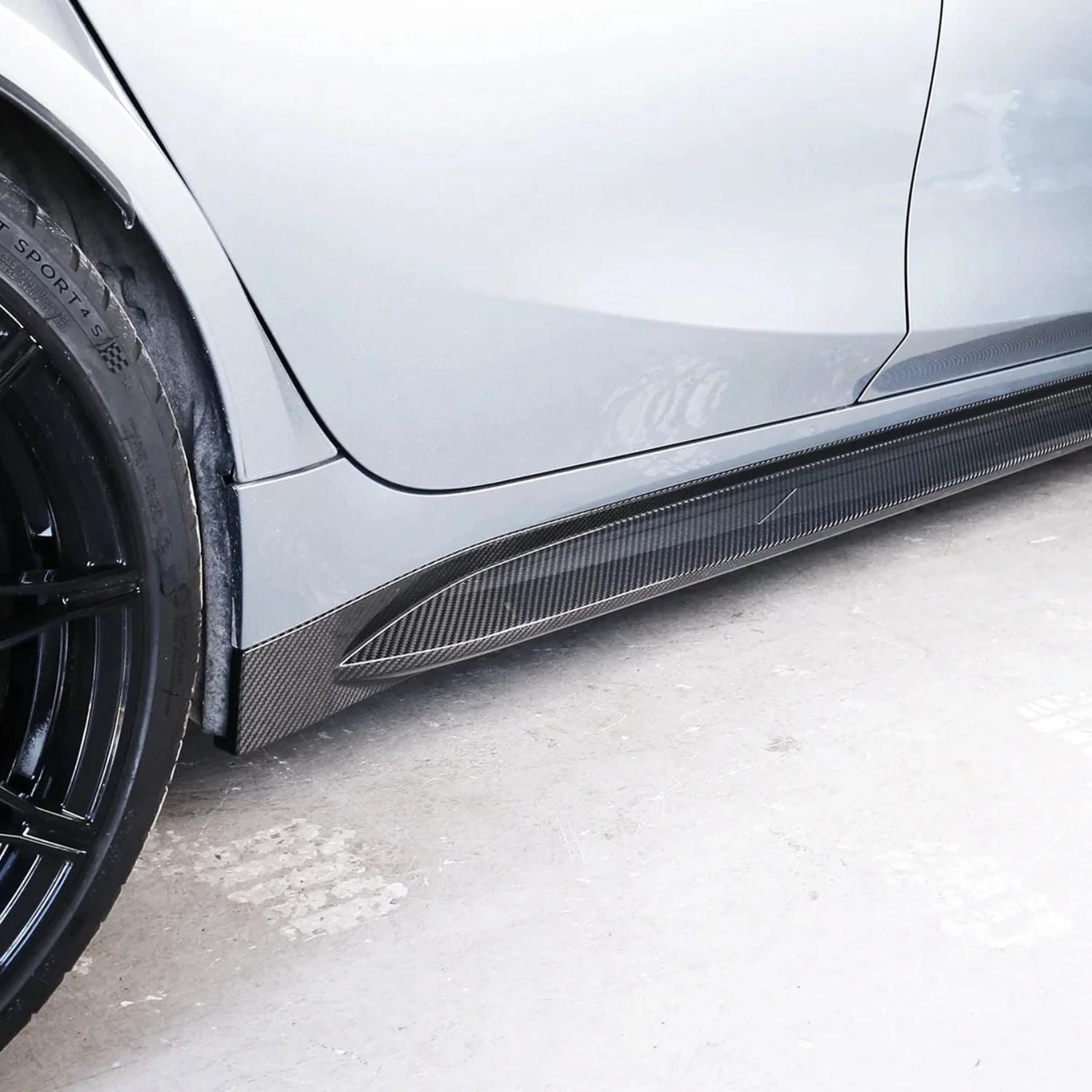BMW M3 G80 G81 / M4 G82 G83 Prepreg-carbon Oem Style Seitenschweller von OPTIC (2021+)