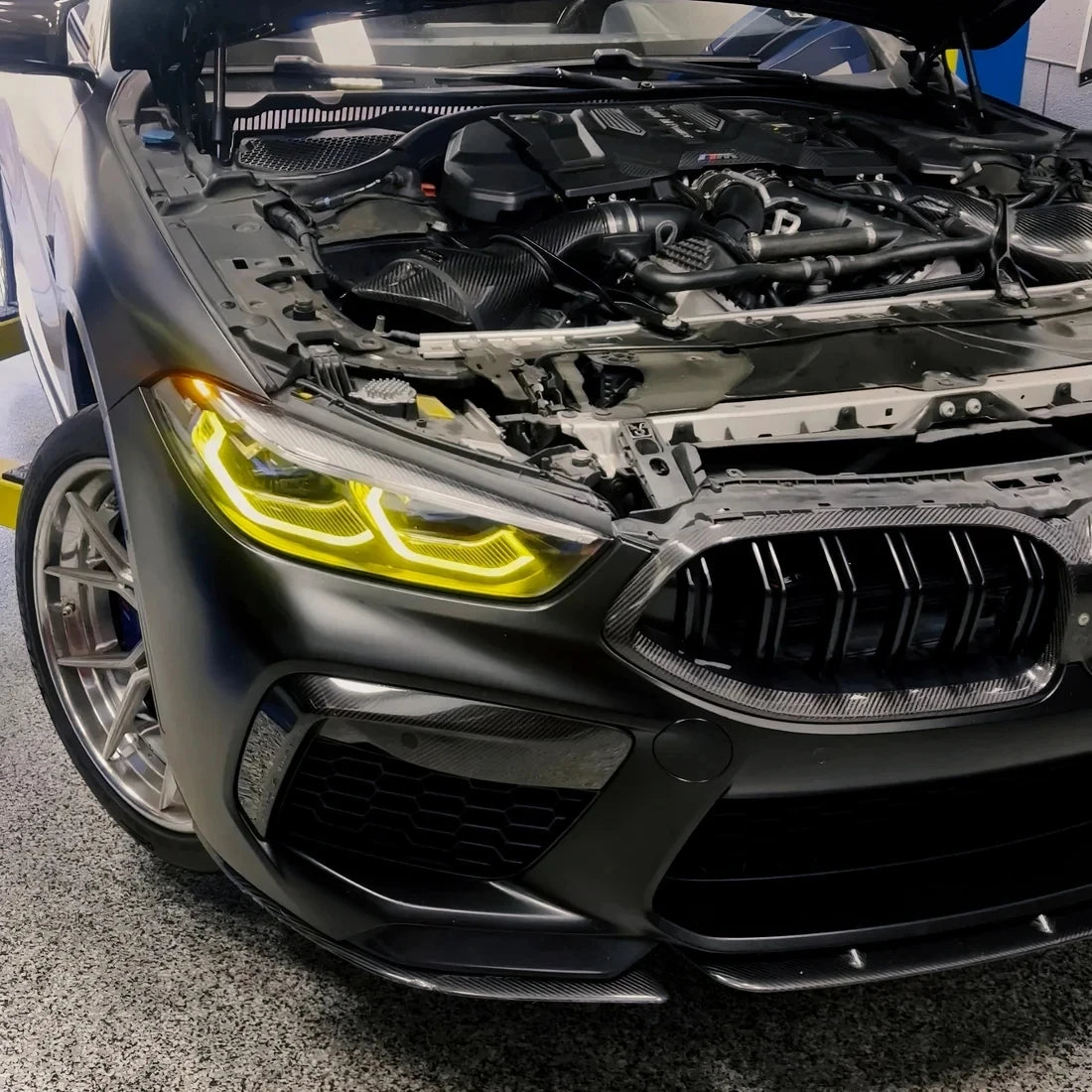 Gelbe CSL-Stil DRL&nbsp;LED-Module&nbsp;für BMW 8er Serie (G14/G15/G16) und M8 (F91/F92/F93)
