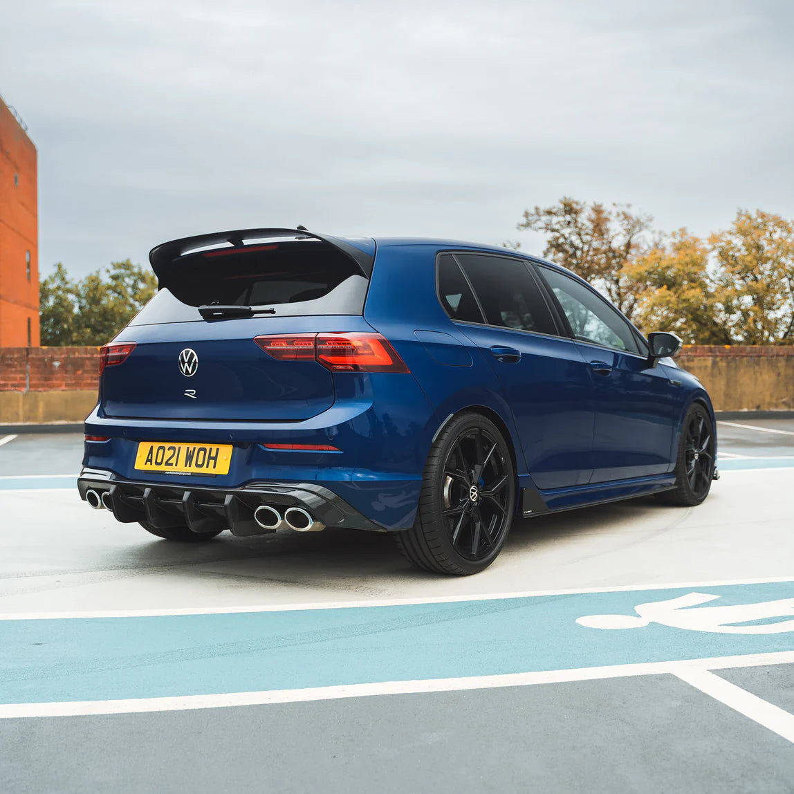 VW GOLF MK8 R VOLLCARBONFASER-KIT - CT DESIGN