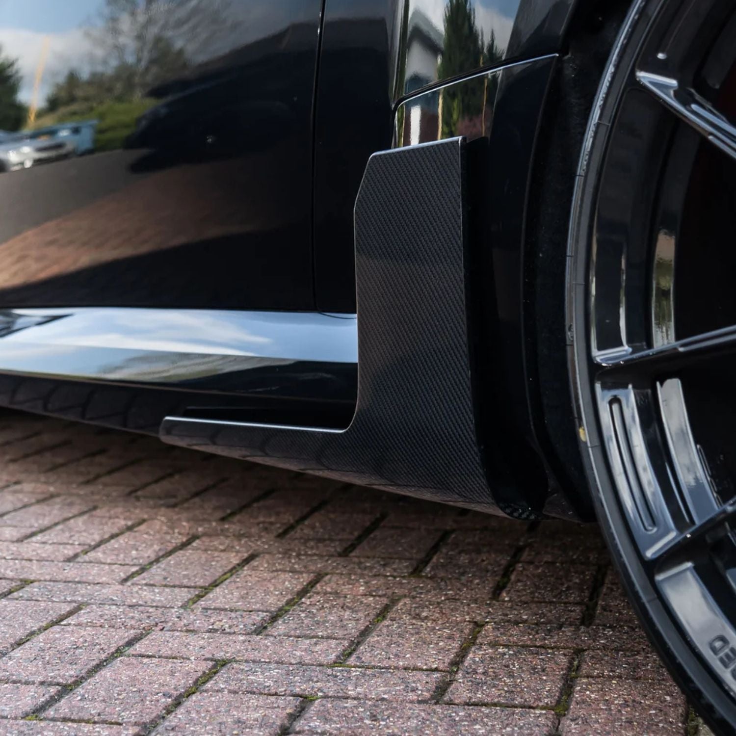 BMW M2 G87 Prepreg-carbon Seitenschwellerflossen von OPTIC (2023+)