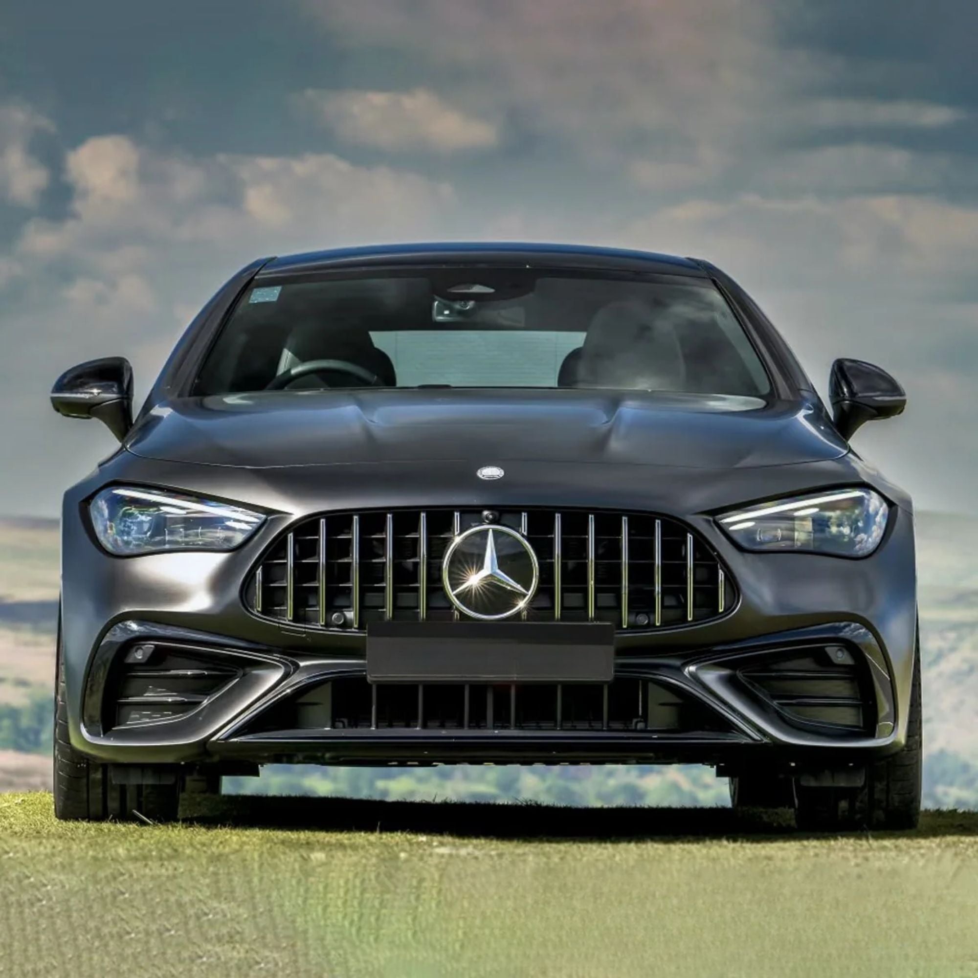 Mercedes CLE C236 Hochglanz Schwarze Panamericana GT Style Grill (2023-2025)